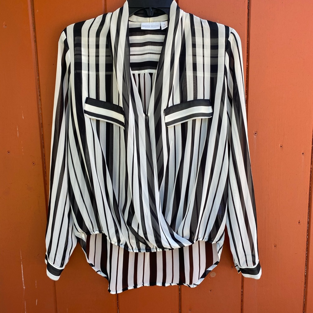 Women’s blouse by Bisou Bisou Michele Bohbot
